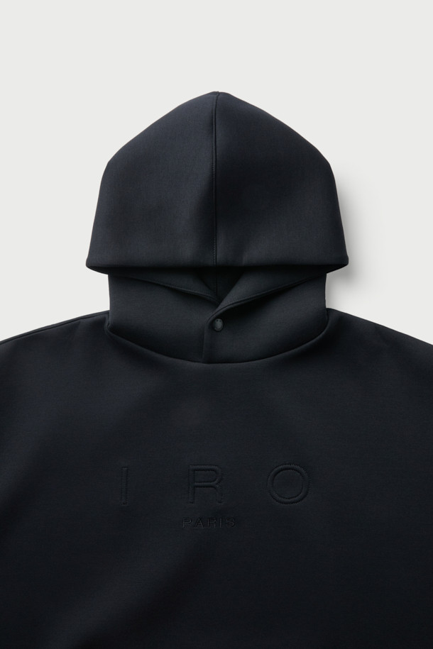 Flanerie(플라네리) 밴딩 배색 오버핏 후디는 편안함과 스타일을 동시에 만족시키는 공용 후디입니다. 부드러운 면 소재에 두꺼운 두께감으로 봄, 가을, 겨울 모두 따뜻하게 착용 가능하며, 일상 및 캠핑룩, 미니멀 스타일 연출에 적합합니다. 밴딩 디테일과 배색 디자인이 돋보이며, 크롭 기장의 오버핏으로 트렌디한 핏을 선사합니다. 무지 디자인으로 어떤 스타일에도 쉽게 매치할 수 있으며, 긴 소매 기장으로 안정감을 더합니다.
