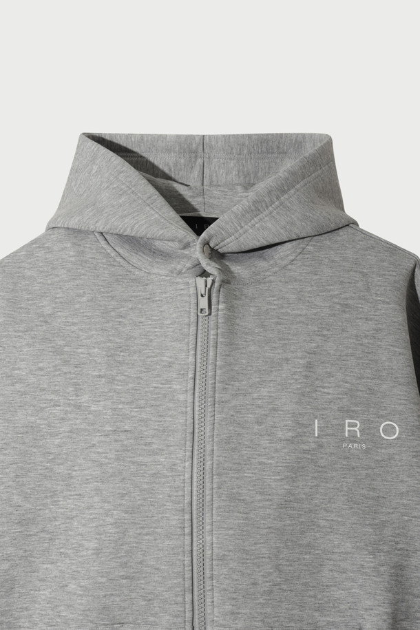 보일 쿠션지 후드 집업 티셔츠는 부드러운 촉감의 폴리에스터, 레이온, 폴리우레탄 혼방 소재로 제작되어 편안한 착용감을 선사합니다. 오버핏 크롭 기장으로 트렌디한 스타일을 연출하며, 밑단 시보리 배색과 풍성한 소매 실루엣이 특징입니다. 후면에 IRO 시그니처 볼륨 레터링 로고가 포인트로 들어가 개성을 더합니다. 집콕룩, 산책룩 등 다양한 일상 상황에 캐주얼, 미니멀, 스트리트 스타일로 활용하기 좋습니다. 사계절 내내 즐겨 입을 수 있는 베이직한 디자인의 후드 집업 티셔츠입니다.
