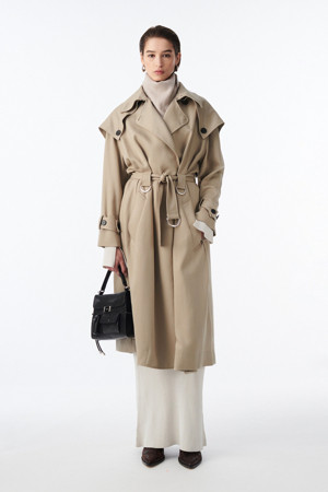 QARO 케이프 트렌치 코트