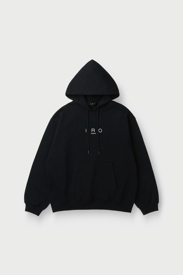 Vessels(베슬스) 베이직 로고 자수 스웻후디는 일상, 캠핑룩, 집콕룩 등 다양한 TPO에 활용하기 좋은 제품입니다. 면 소재로 제작되어 편안한 착용감을 선사하며, 봄, 가을, 겨울 계절에 따뜻하게 입을 수 있습니다. 오버핏 디자인으로 트렌디한 스타일을 연출하며, 블랙 컬러에 로고 자수 디테일이 돋보입니다. 캐주얼, 미니멀, 스트리트 스타일을 즐겨 입는 분들께 추천하는 후디입니다. 긴 소매와 후드 디자인으로 실용성을 더했습니다.
