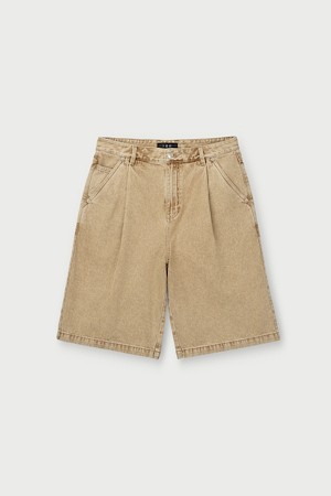 INATTA 피그먼트 워시드 원 핀턱 숏 팬츠