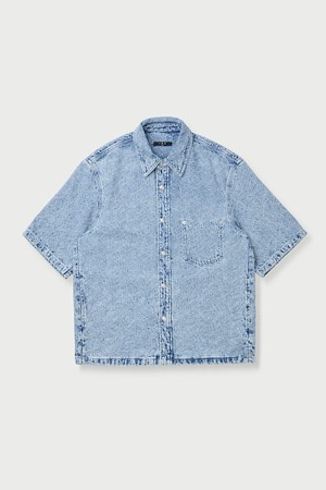 CELOSIE 워시드 라이트 데님 숏 슬리브 셔츠