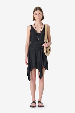 OLYSSSPE 슬리브리스 드레스