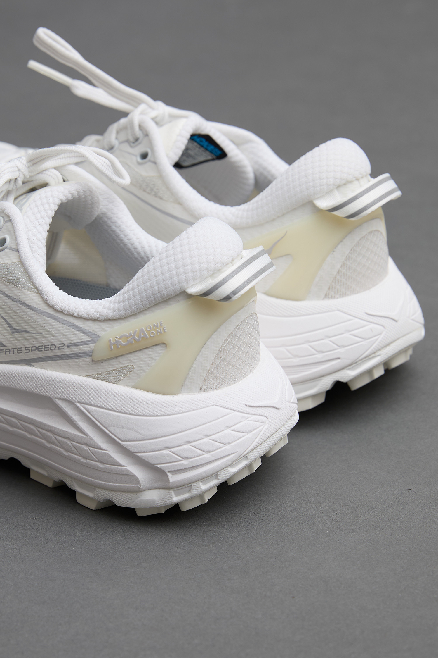 HOKA - 스니커즈 - (HOKA ONE ONE) Mafate Speed 2 - 1126851 WLR White/Lunar Rock