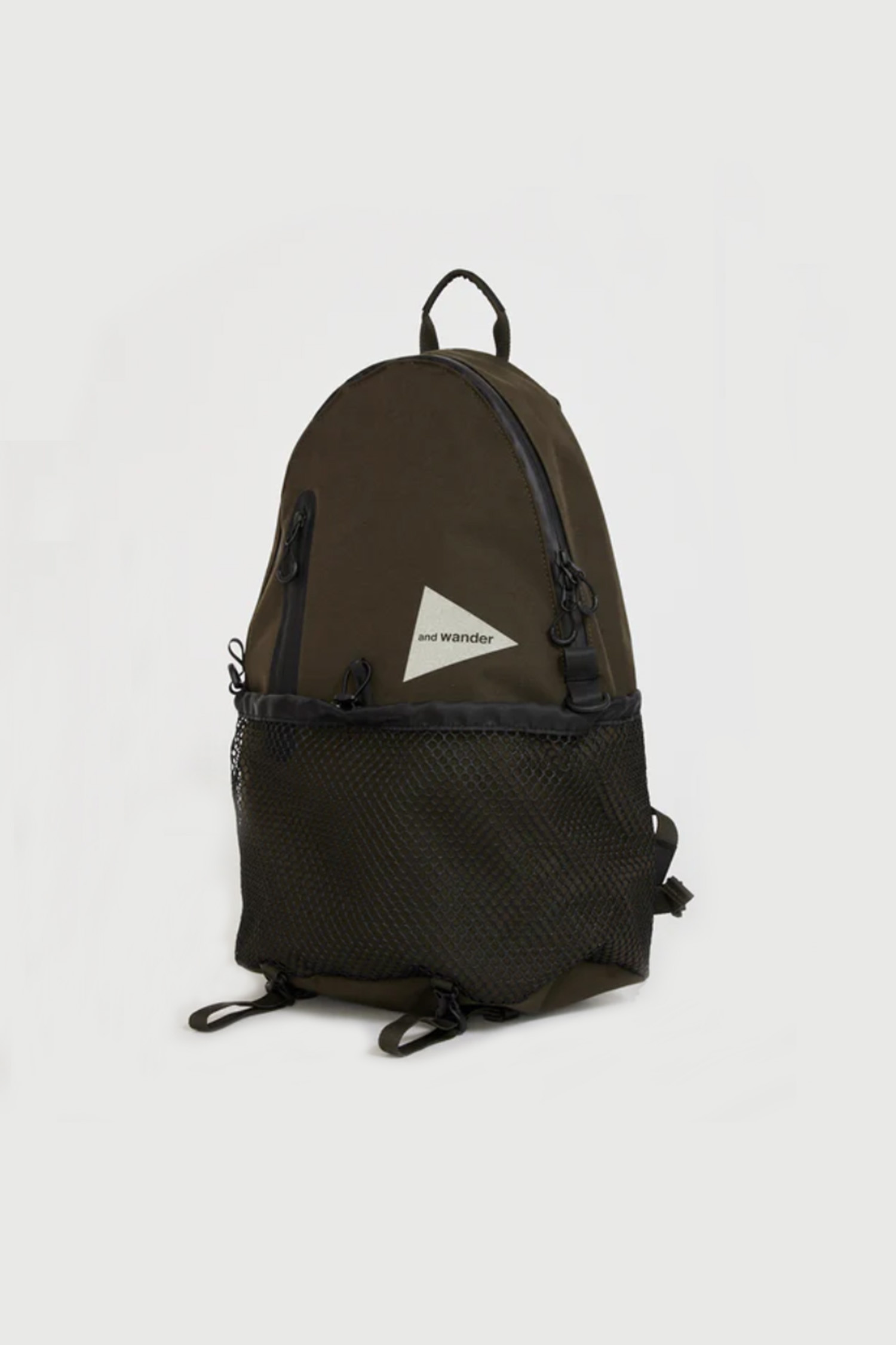 AND WANDER - 백팩 - (AND WANDER) PE/CO 20L daypack - 5744975208 181 D.KHAKI