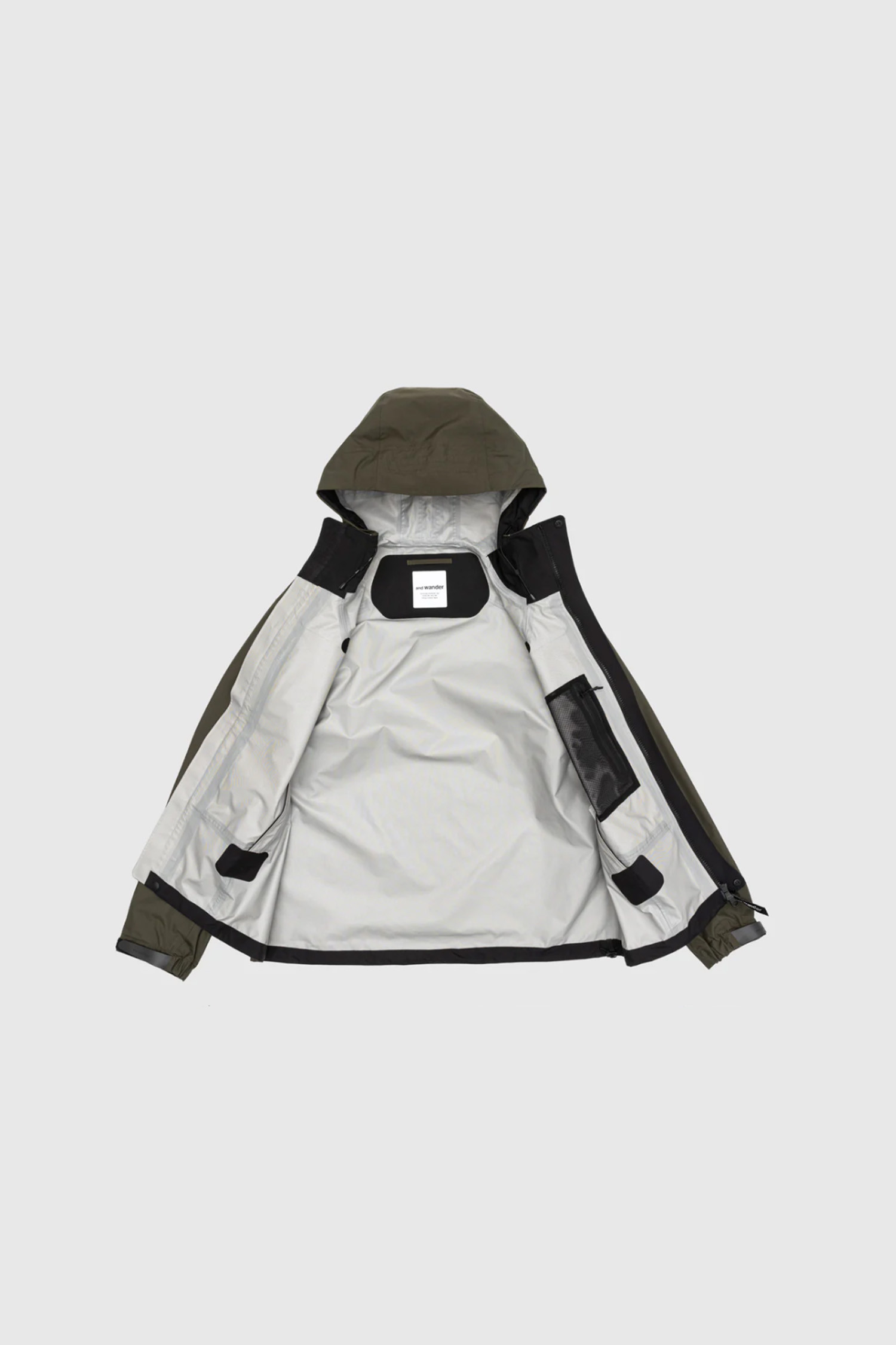 AND WANDER - 고어자켓 - (AND WANDER) 2.5L hiker rain jacket - 5744111104 181 D.KHAKI