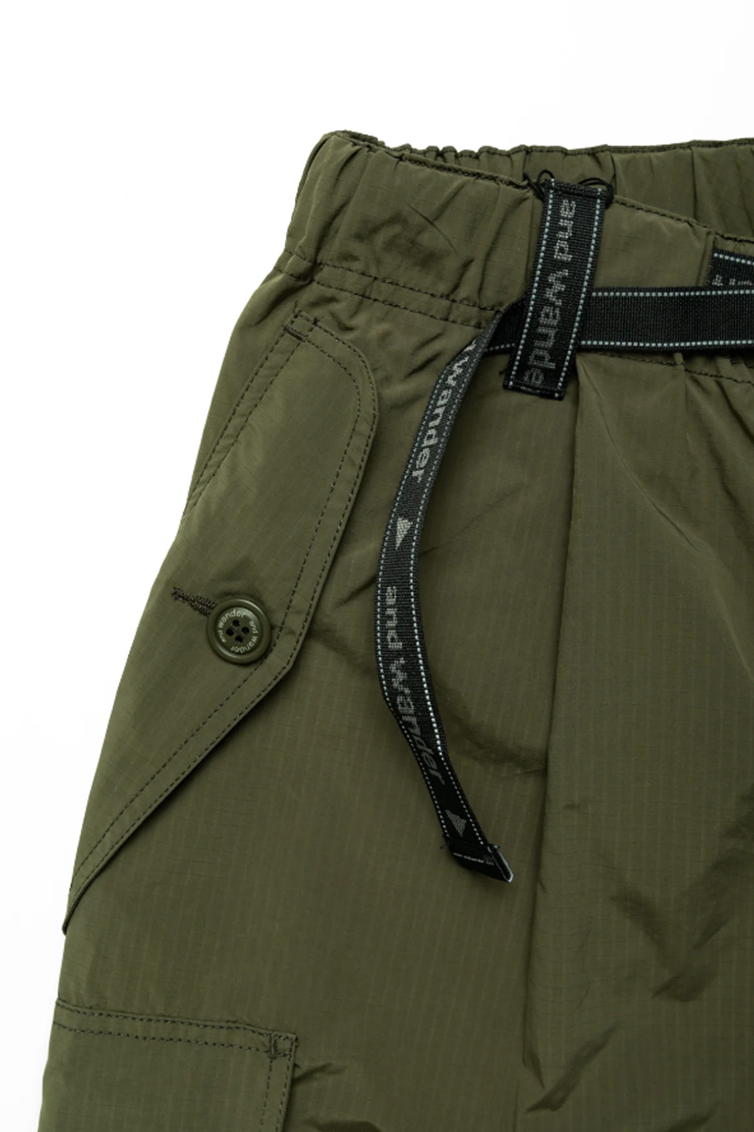 AND WANDER - 조거/스웨트팬츠 - (AND WANDER) oversized cargo pants - 5744182169 180 KHAKI