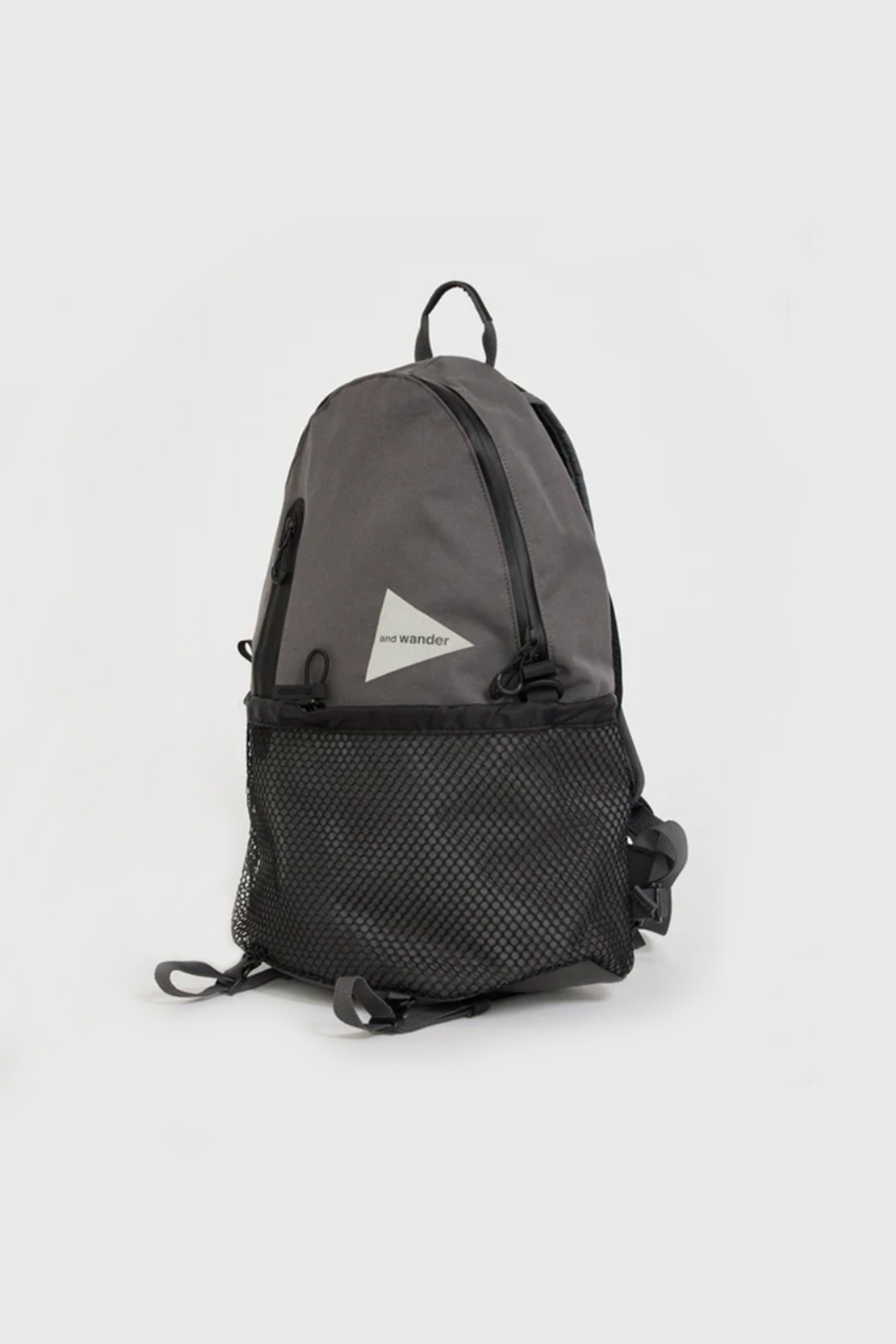 AND WANDER - 백팩 - (AND WANDER) PE/CO 20L daypack - 5744975208 020 GRAY