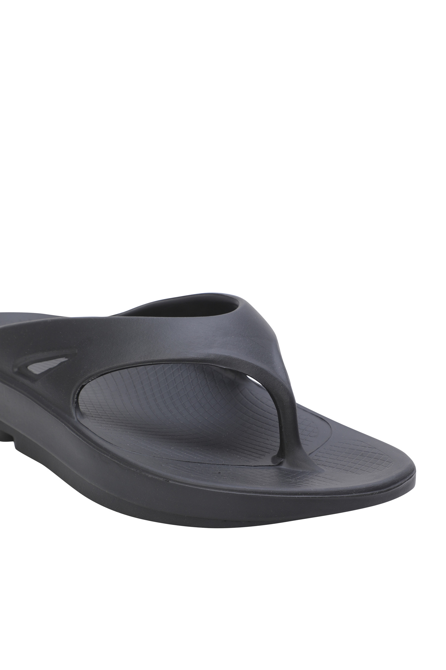(사이즈 290) 오리지널 샌들 - 1000 블랙은 일상, 산책, 휴가 등 다방면으로 활용 가능한 남성용 샌들입니다. 발을 편안하게 감싸는 고무 소재로 제작되었으며, 3cm 굽 높이의 플랫 디자인으로 안정적인 착용감을 제공합니다. 블랙 컬러에 로고 패턴으로 포인트를 더해 캐주얼, 미니멀, 리조트 스타일을 연출하기 좋습니다. 충격 흡수, 아치형 설계, 쿠션 기능이 적용되어 편안함을 높였으며, 리커버리 샌들로써 발의 피로를 덜어줍니다. 사이즈 290mm로 출시되었습니다.
