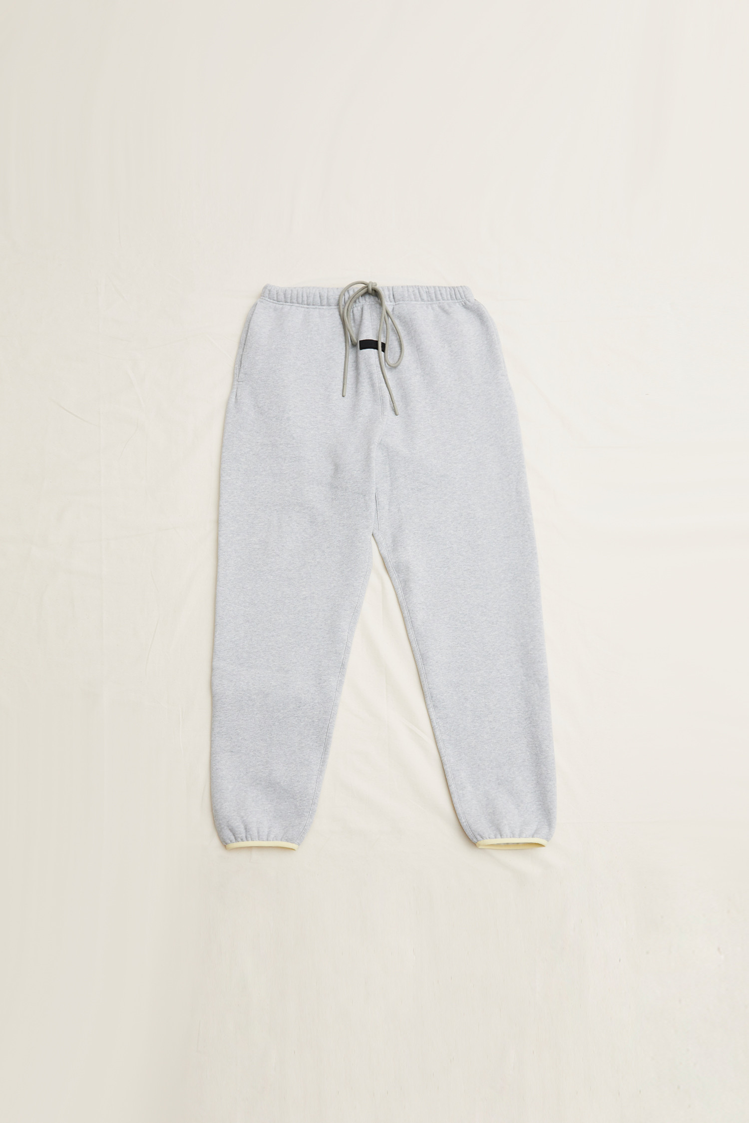 (FEAR OF GOD) Essentials Sweatpants - 130SP242026F Light Heather Grey