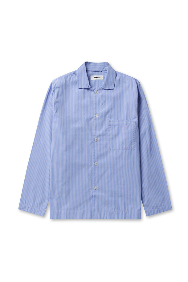 팝린 롱 슬리브 셔츠 - 핀 스트라이프는 남녀 모두 착용 가능한 오버핏 셔츠입니다. 얇은 두께감과 부드러운 촉감의 면 소재로 제작되어 봄, 여름, 가을 계절에 적합하며, 일상복으로 활용하기 좋습니다. 베이직하고 클래식한 스타일의 이 셔츠는 라운드넥, 긴소매, 가슴 포켓, 프렌치 솔기, 스톤워시 처리 및 Oeko-Tex® Standard 100 인증을 통해 완성도를 높였습니다. 데이트룩, 카페룩, 출근룩 등 다양한 TPO에 어울리는 클래식, 미니멀, 캐주얼 스타일을 연출해보세요. 핀 스트라이프 패턴이 세련된 분위기를 더합니다.
