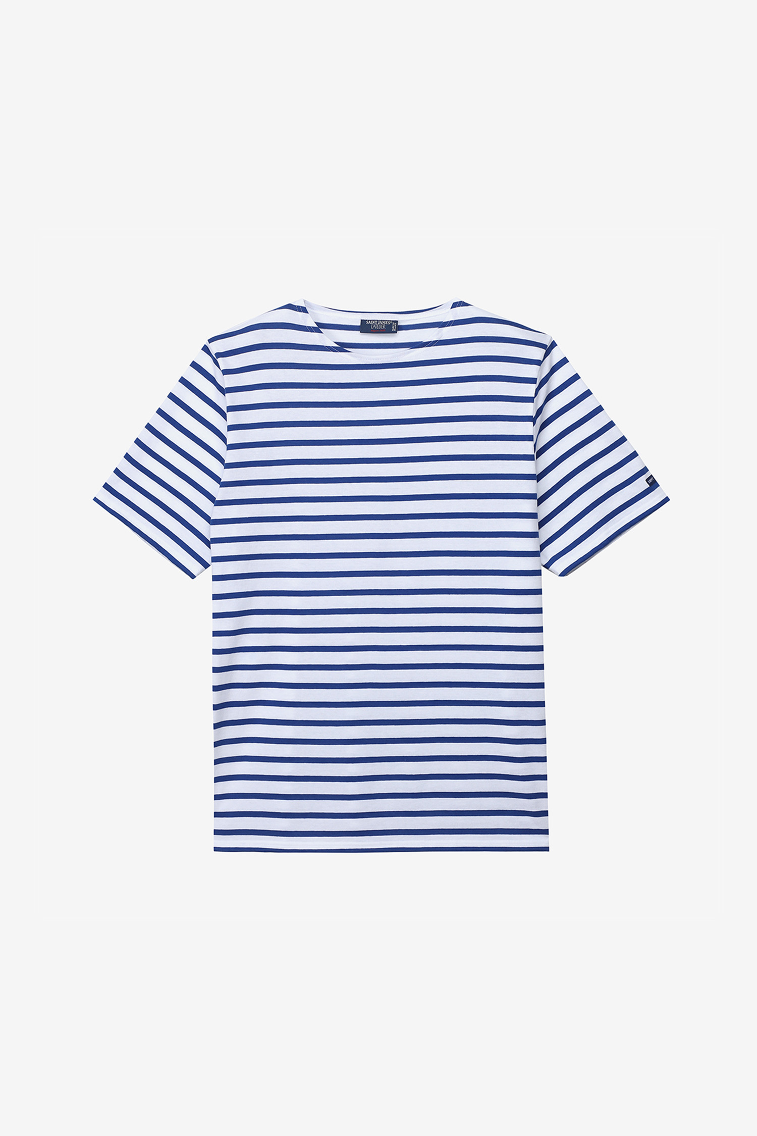 "Levant 18 - 네이쥬/기탄"은 남녀 모두 착용 가능한 베이직하고 캐주얼한 스타일의 티셔츠입니다. 봄, 여름에 어울리는 얇은 두께의 면 소재로 제작되어 부드러운 촉감을 선사합니다. 라운드넥 디자인에 레귤러핏으로 편안하게 착용할 수 있으며, 단가라 스트라이프 패턴이 돋보입니다. 산책룩, 여행룩 등 일상에서 미니멀하고 클래식한 스타일을 연출하기에 좋습니다. 네이비와 화이트 두 가지 색상으로 만나보세요.
