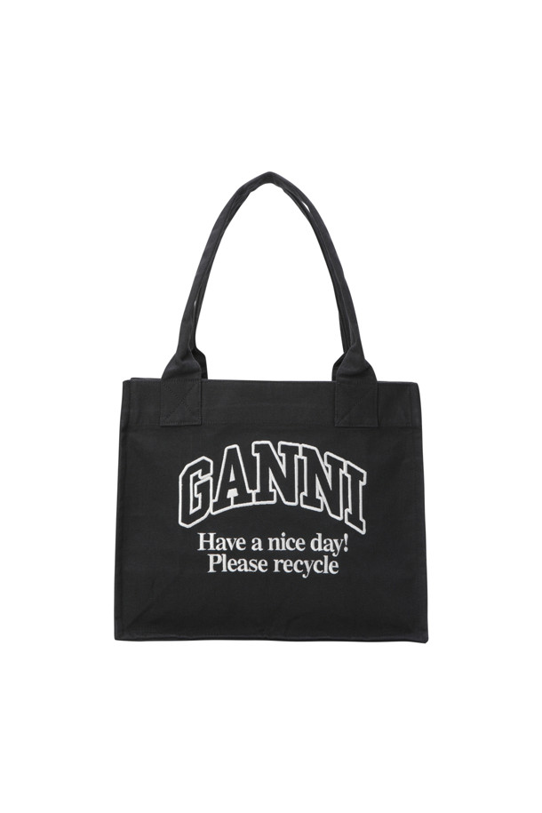 Large Easy Shopper Contrasted Logo - 팬텀은 미니멀하고 클래식한 스타일의 여성용 쇼퍼백입니다. 블랙과 화이트 컬러 조합으로, 넉넉한 라지 사이즈의 사각형 가방입니다. 로고 패턴과 자수 디자인 장식이 특징이며, 심플한 디자인으로 일상에서 활용하기 좋습니다. 친환경 메시지를 담아 제작되었습니다.
