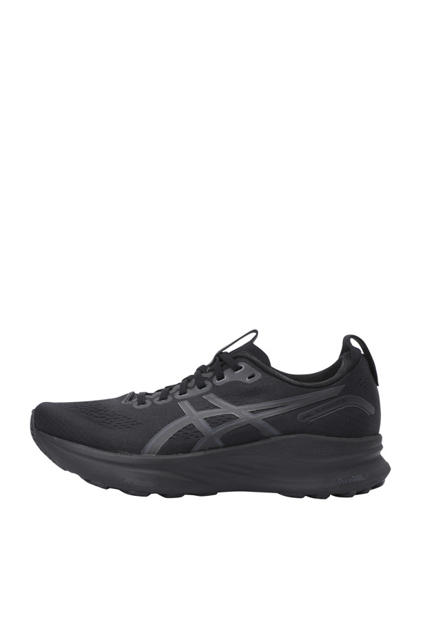GEL-KAYANO 32(M) - BLACK/GRAPHITE GREY (젤-카야노 32(M) - 블랙/그래파이트 그레이)는 남성 러닝화로, 장거리 운동에 적합합니다. 블랙과 그레이 컬러의 무지 디자인으로, 스포티, 미니멀, 캐주얼 스타일을 연출할 수 있습니다. FF BLAST™ PLUS 폼 미드솔을 사용하여 편안한 착용감을 제공하며, 아치 부분 텅 윙 보강으로 지지력을 높였습니다. 로우탑 디자인에 끈으로 여미는 방식으로, 균형 잡힌 보폭을 유지하도록 돕습니다. 러닝룩과 피트니스룩에 모두 잘 어울리는 사계절용 운동화입니다.

