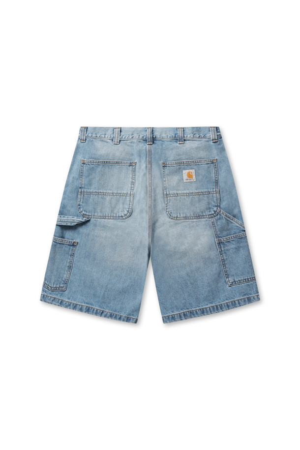 OG 싱글 니 슬리브 쇼트 - 블루 (버스트 워시드)는 여름철 캐주얼, 워크웨어 스타일을 즐기는 남성을 위한 데님 반바지입니다. 뻣뻣한 촉감의 두꺼운 데님 소재로 제작되었으며, 루즈핏으로 편안한 착용감을 제공합니다. 워시드 가공을 통해 자연스러운 색감과 빈티지한 멋을 더했으며, 툴 포켓, 해머 루프, 트리플 스티치 등의 디테일이 돋보입니다. 동네 마실룩, 휴가룩, 바캉스룩 등 다양한 TPO에 활용하기 좋으며, 미니멀한 스타일 연출에도 적합합니다.
