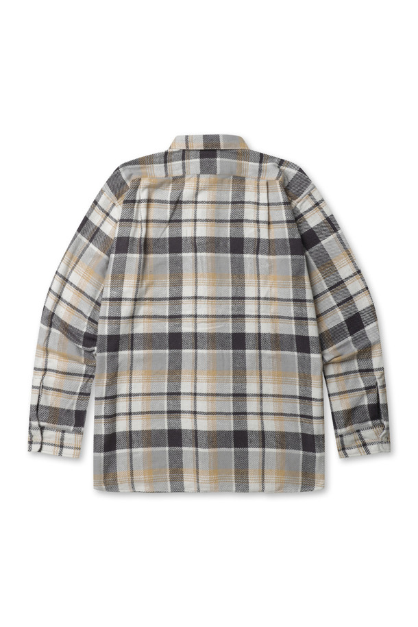 (NANAMICA) 헤비 플란넬 셔츠 - 그레이는 면과 폴리에스터 혼방 소재로 제작되어 부드러운 촉감을 자랑하는 남성용 플란넬 셔츠입니다. 캐주얼, 클래식, 미니멀 스타일을 아우르는 디자인으로, 가을과 겨울에 따뜻하게 착용할 수 있습니다. 릴랙스 핏으로 편안함을 더했으며, 긴 소매와 카라 디테일이 특징입니다. 그레이 컬러에 로고 패턴으로 포인트를 주어, 데일리룩에 활용하기 좋습니다. 두께감 있는 소재로 제작되어 보온성을 높였습니다.
