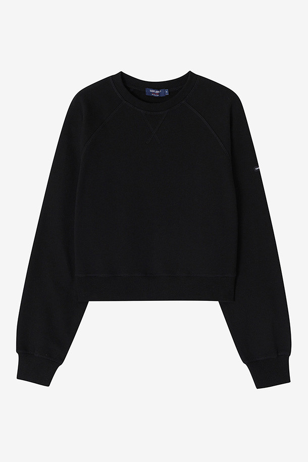 생 제임스(Saint James) 봉 봉 쁘띠 - 누아(Bon Bon Petit - Noir)는 여성용 크롭 스웨트셔츠입니다. 블랙 컬러의 면 소재로 제작되었으며, 봄, 가을, 겨울 계절에 착용하기 좋습니다. 캐주얼, 미니멀, 클래식 스타일을 아우르며, 라운드넥과 긴 소매, 두꺼운 두께감으로 편안한 착용감을 선사합니다. 헤리티지 길드 스트라이프 패치 디자인이 특징이며, 스트라이프와 패치워크 패턴이 돋보입니다.
