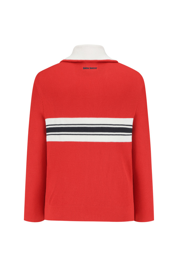 아디다스 X 웨일스 보너 W 니트 트랙탑 - 베터 스칼렛은 스포티하면서도 캐주얼한 스타일을 연출하는 여성용 상의입니다. 중간 두께의 부드러운 니트 소재로 제작되어 봄, 가을에 착용하기 좋습니다. 스칼렛 레드와 화이트 컬러 배색의 스트라이프 패턴이 특징이며, 긴 소매와 레귤러핏으로 편안한 착용감을 선사합니다. 집업 네크라인과 크로셰 3-스트라이프 디테일이 돋보이며 아디다스와 웨일스 보너의 콜라보레이션으로 탄생한 특별한 디자인입니다. 일상생활뿐만 아니라 스포츠 활동 시에도 활용할 수 있습니다.
