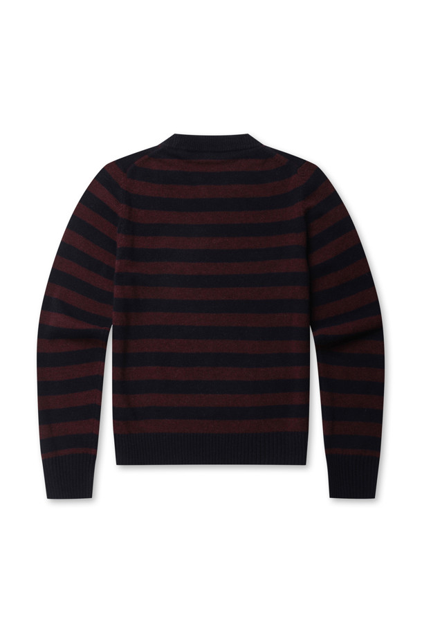 그래픽 울 혼방 푸들 스트라이프 크루넥 - 멀티컬러는 여성용 니트/스웨터입니다. 블랙, 레드, 멀티컬러 배색의 울 혼방 소재로 제작되어 가을, 겨울에 착용하기 좋습니다. 캐주얼, 미니멀, 클래식 스타일을 연출하기 좋으며, 귀여운 강아지 그래픽 디자인과 브랜드 로고가 포인트입니다. 라운드넥, 레귤러핏, 긴 소매, 두꺼운 두께감으로 따뜻하고 포근한 착용감을 선사하며, 부드러운 촉감이 특징입니다. 겨울 데일리룩, 동네 마실룩, 카페룩에 매치하여 개성 있는 스타일을 완성해보세요.
