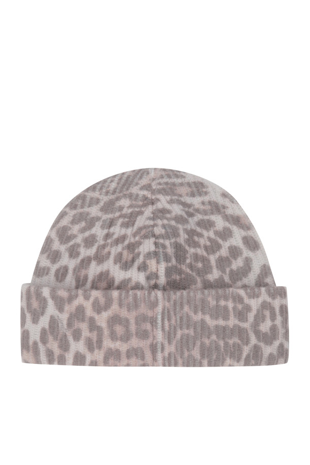 그래픽 울 혼방 레오파드 비니는 가을, 겨울 시즌에 착용하기 좋은 모자입니다. 브라운 컬러의 울 소재로 제작되어 부드러운 촉감을 선사하며, 레오파드 패턴과 그래픽 디자인 장식이 돋보입니다. 캐주얼, 클래식, 미니멀 스타일을 즐기는 분들께 제격이며, 겨울 데일리룩, 산책룩, 여행룩 등 다양한 TPO에 활용하기 좋습니다. 울 혼방 소재로 따뜻함과 스타일을 동시에 잡을 수 있는 아이템입니다.

