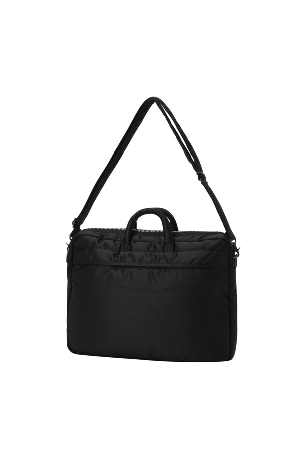 (PORTER) 탱커 2웨이 도큐먼트 백 - 블랙은 남성 고객을 위한 미디엄 사이즈의 서류가방입니다. 클래식, 미니멀, 시크 스타일을 추구하는 분들께 적합하며, 일상과 비즈니스 모두 활용 가능한 디자인입니다. 나일론 소재의 무지 디자인으로, 15인치 노트북과 B4 파일, 태블릿을 안전하게 수납할 수 있습니다. 2 way (투웨이) 스타일로 핸드백이나 숄더백으로 활용 가능하며, 탈착식 스트랩과 다수의 수납공간, 파우치를 포함하여 실용성을 높였습니다. 지퍼형 잠금 방식으로 소지품을 안전하게 보호합니다.
