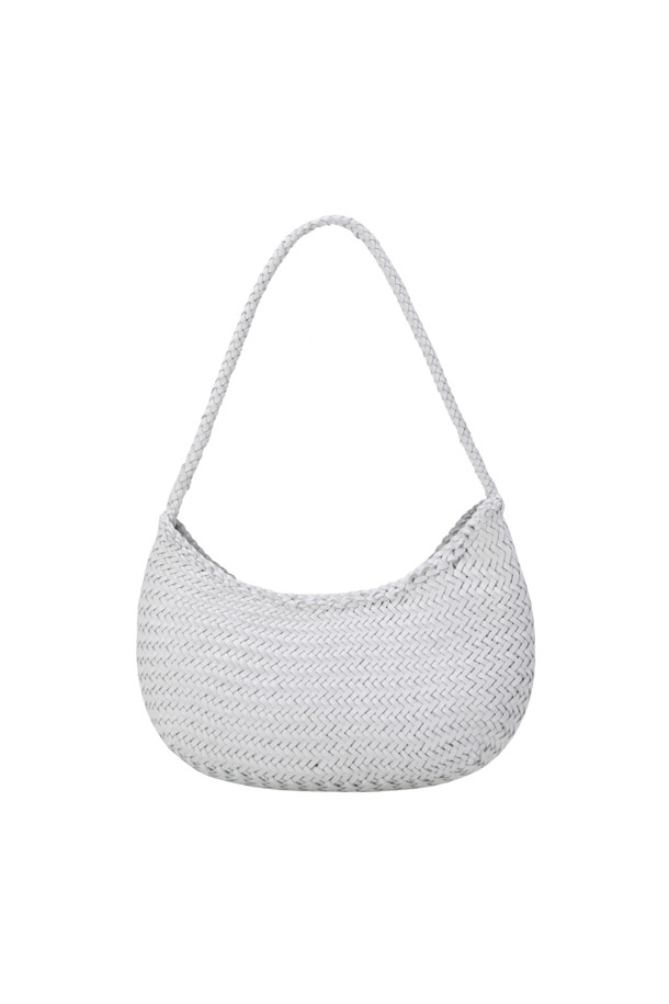 NOVA LUNA - 화이트 숄더백은 부드러운 버팔로 송아지 가죽 소재의 미디엄 사이즈 여성 가방입니다. 반원 형태의 무지 디자인으로, 우븐 핸들과 메달 참 장식이 돋보입니다. 핸드메이드 방식으로 제작되었으며, 안감이 없는 오픈 탑에 자석형 잠금 방식을 적용하여 실용성을 더했습니다. 루나 메짜의 컴팩트 버전으로, 둥글고 부드러운 디자인이 특징이며, 데이트룩, 쇼핑룩, 모임룩 등 다양한 TPO에 클래식, 미니멀, 시크 스타일을 연출하기 좋습니다.
