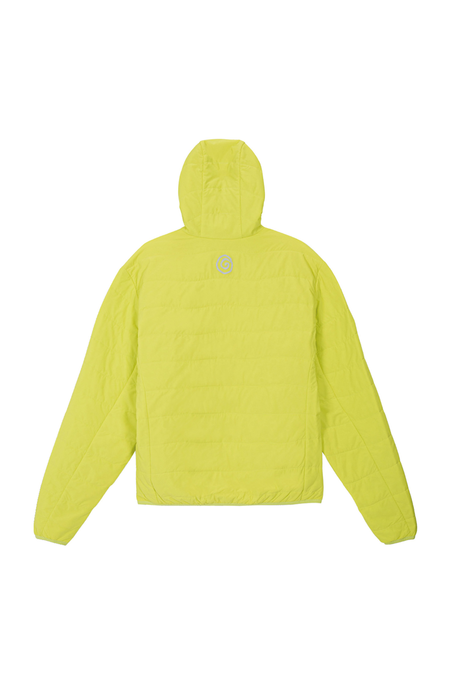 (Ostry) 사프우드 신세틱 재킷 - F24G09J Pomelo는 일상, 아웃도어 활동, 여행, 캠핑, 등산 등 다양한 TPO에 활용 가능한 남녀 공용 패딩/다운 재킷입니다. 옐로우 컬러의 무지 디자인으로 스포티, 캐주얼, 고프코어 스타일을 연출하기 좋습니다. 가을과 겨울에 적합하며, 두꺼운 두께감으로 보온성을 높였습니다. 넉넉한 레귤러핏과 레귤러 기장으로 편안하게 착용할 수 있으며, 집업 여밈 방식과 밴딩 처리된 커프스, 밑단이 특징입니다. 내부에 2개의 덤프 포켓과, 외부 포켓 2개가 있어 수납성을 높였으며, 재귀반사 기능과 경량 소재로 활동성을 더했습니다.
