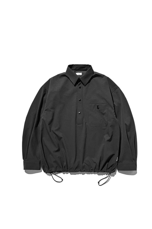 (CLESSTE) 시티 유니폼 L/S 풀오버 셔츠 - 그레이는 남녀 공용으로 착용 가능한 셔츠입니다. 봄, 가을 시즌에 적합하며, 캐주얼 및 베이직 스타일을 연출하기 좋습니다. 헨리넥 디자인에 루즈핏으로 편안한 착용감을 선사하며, 풀오버 스타일과 포켓 디테일이 특징입니다. 비즈니스 캐주얼 또는 출근룩으로 미니멀하고 클래식한 스타일을 완성해보세요. 긴소매의 무지 셔츠로 다양한 코디에 활용하기 좋습니다.
