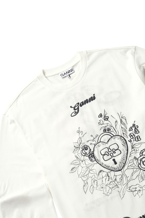 Re-cut Heavy Long Sleeve T-shirt - Egret는 봄, 가을, 겨울에 착용하기 좋은 유니섹스 긴소매 티셔츠입니다. 면 소재의 두꺼운 원단으로 제작되었으며, 레귤러 핏과 크루넥 디자인으로 베이직한 스타일을 연출합니다. 에그렛 컬러에 그래픽 프린트 디테일이 더해져 포인트를 더했습니다.
