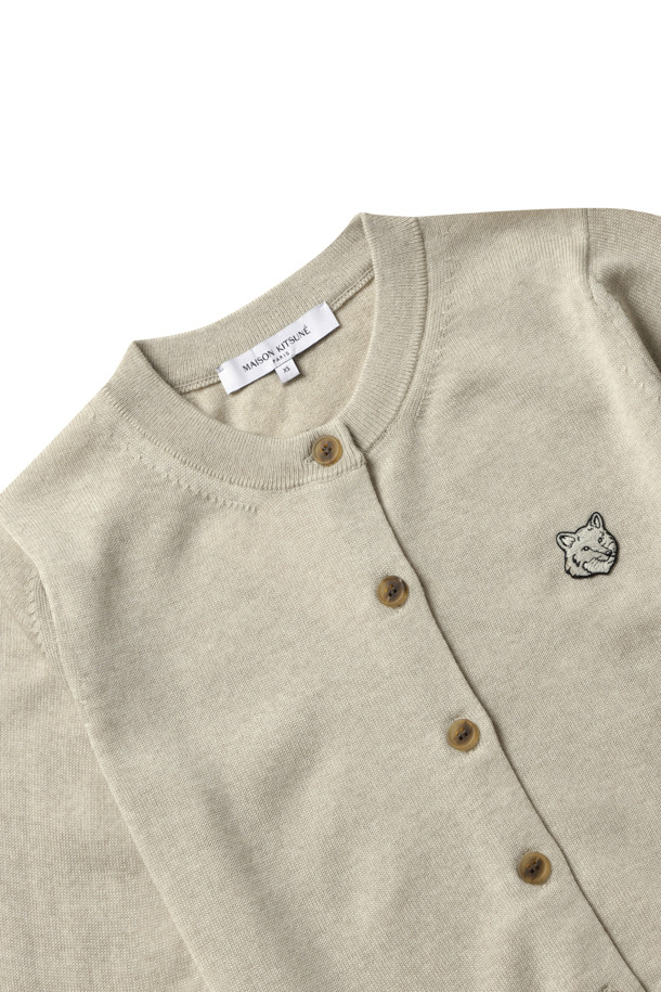 コージュ Maison Kitsune] BOLD FOX HEAD PATCH REGULAR CARDIGAN - LIGHT