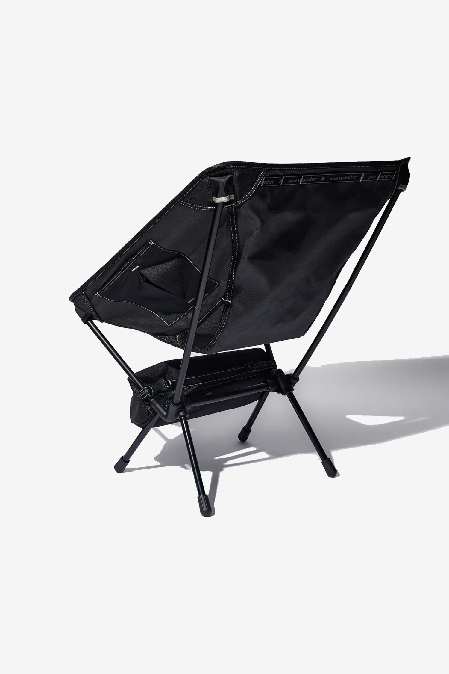 AND WANDER - 아웃도어 장비/용품 - (AND WANDER) Helinox × and wander folding chair one - 5744977380 010 BLACK