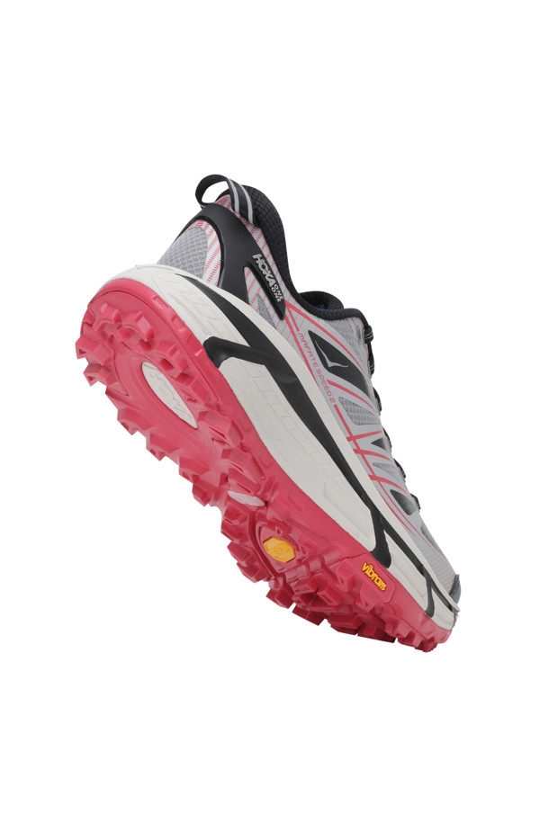 마파테 스피드 2 (galactic grey/루비 레드)는 남성용 운동화입니다. 갤럭시 그레이와 루비 레드의 세련된 컬러 조합으로 아웃도어 활동과 일상생활 모두에 잘 어울립니다. 5mm 굽 높이의 쿠셔닝 디테일과 메타로커 기술을 적용하여 장거리 및 장시간 활동에도 편안함을 제공합니다. 비브람 메가-그립 밑창은 뛰어난 접지력을 제공하여 등산룩, 여행룩, 산책룩 등 다양한 TPO에 적합하며, 고프코어, 미니멀, 스포티 스타일을 연출하기 좋습니다. 끈으로 여미는 디자인으로 안정적인 착용감을 선사합니다.
