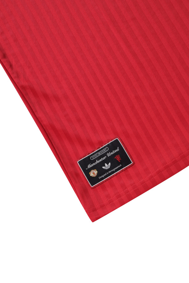 ADIDAS - 반팔티셔츠 - Manchester United Terrace Icons Jersey (Gender Neutral) - Mufc Red