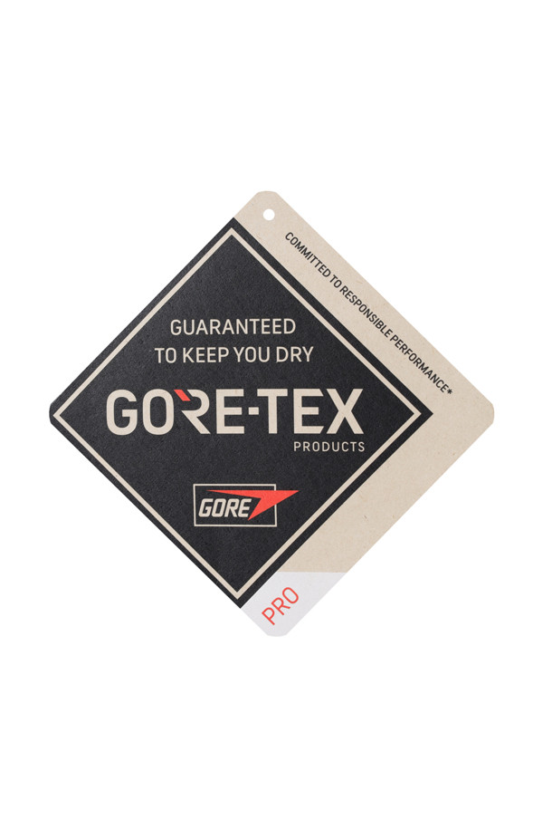 BETA AR 재킷 (베타 AR 재킷) MENS - BLACK SAPPHIRE (블랙 사파이어)는 남성용 아우터 자켓입니다. 봄, 가을에 적합하며, 하이킹, 일상 등 다양한 용도로 활용할 수 있습니다. 레귤러 핏에 집업 스타일로, 방수 및 발수 기능이 있어 활동적인 날씨에도 쾌적함을 유지합니다. 블랙 사파이어 색상의 무지 디자인으로 스포티하고 미니멀한 스타일을 연출하며, 지퍼 포켓이 실용성을 더합니다. 등산룩, 여행룩, 산책룩 등 TPO에 맞춰 활용하기 좋습니다.
