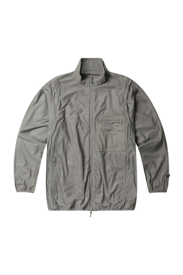 TECH 리버시블 필드 재킷 - 울프그레이는 캐주얼 및 스포티 스타일을 모두 아우르는 공용 아우터입니다. 봄, 가을에 적합하며, 얇은 두께감으로 간절기 활용도가 높습니다. 무지 패턴에 레귤러핏과 집업 여밈 방식으로 편안함을 더했습니다. 탈부착 소매, 스탠드업 칼라, 마이크로 립스톱 앞면, 메시 소재 뒷면으로 다양한 스타일을 연출할 수 있습니다. 동네 마실룩, 산책룩, 여행룩 등 일상에서 폭넓게 활용 가능한 아이템입니다.
