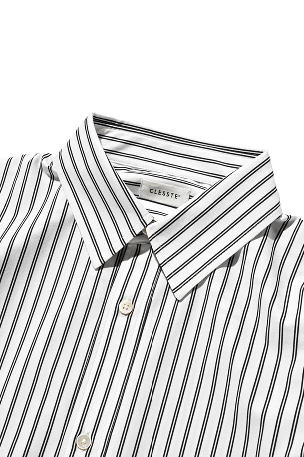 (CLESSTE) 46G 니트 에브리데이 L/S 셔츠 - 화이트 스트라이프는 여성용 니트 셔츠입니다. 부드러운 촉감의 니트 소재로 제작되어 봄, 가을에 착용하기 좋습니다. 라운드넥에 레귤러핏으로 디자인되었으며, 얇은 두께의 긴 소매로 편안하게 착용할 수 있습니다. 화이트와 블랙 스트라이프 패턴이 캐주얼하면서도 미니멀한 스타일을 연출하여 데일리룩과 출근룩에 모두 활용 가능합니다.
