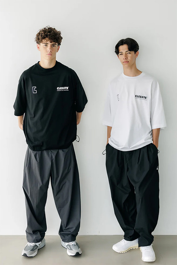 CLESSTE - 반팔티셔츠 - LOGO PRINT MASSIVE T-SHIRT WITH DRAWSTRINGS A - BLACK