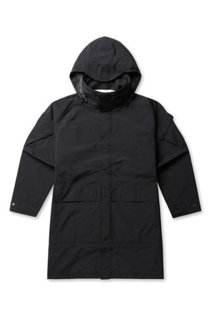 (NANAMICA) 2L NYLON GORE-TEX CRUISER COAT - BLACK