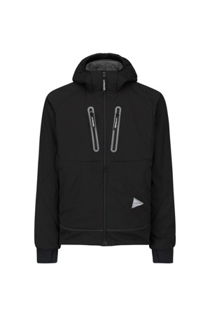 (AND WANDER) ALPHA AIR HOODIE - BLACK