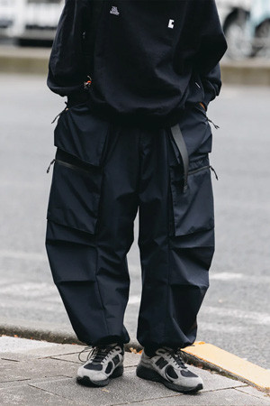 (CLESSTE) GTX CITY MILITARY CURVE PANTS - BLACK