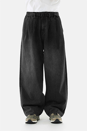 WIDE BELTED DENIM PANTS - WASHED BLACK