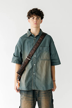 VINTAGE DYED DENIM CLASSIC CITY S/S SHIRT - VINTAGE BROWN