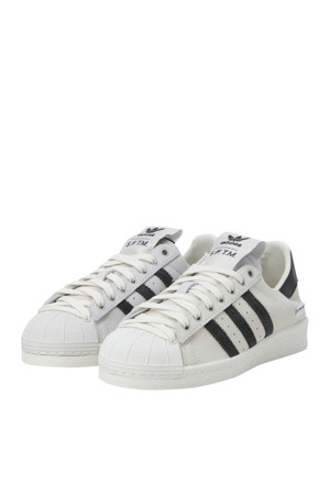 (ADIDAS X SONG FOR THE MUTE) Superstar 82 - Cream White / Core Black / Off White