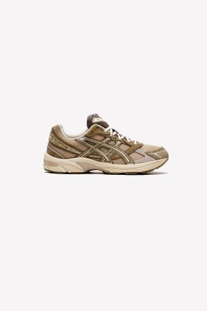 (ASICS) GEL-1130 - 1202A163 200 WOOD CREPE MINK 