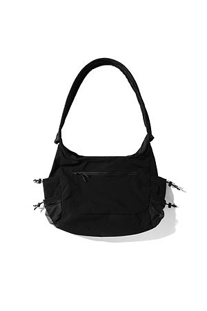 (CLESSTE) SOFT SHELL ATHLETIC BAG - BLACK 소프트쉘 애슬래틱 숄더/크로스백