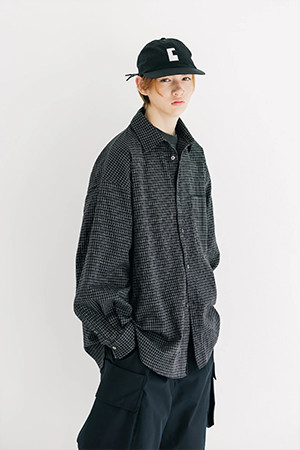 GRAPH CHECK CLASSIC CITY L/S SHIRT - BLACK