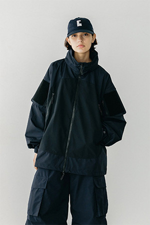 GORE-TEX LABS MILITARY CITY JACKET - NAVY X BLACK