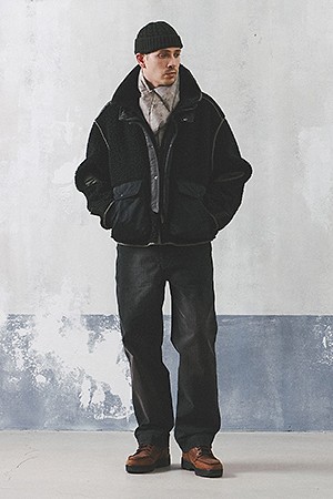 ALPINE LAYERED FLEECE JUMPER - BLACK