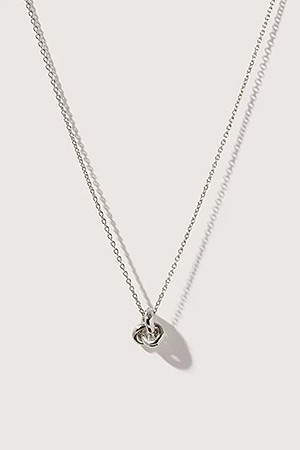 Mini Knot Necklace - SILVER