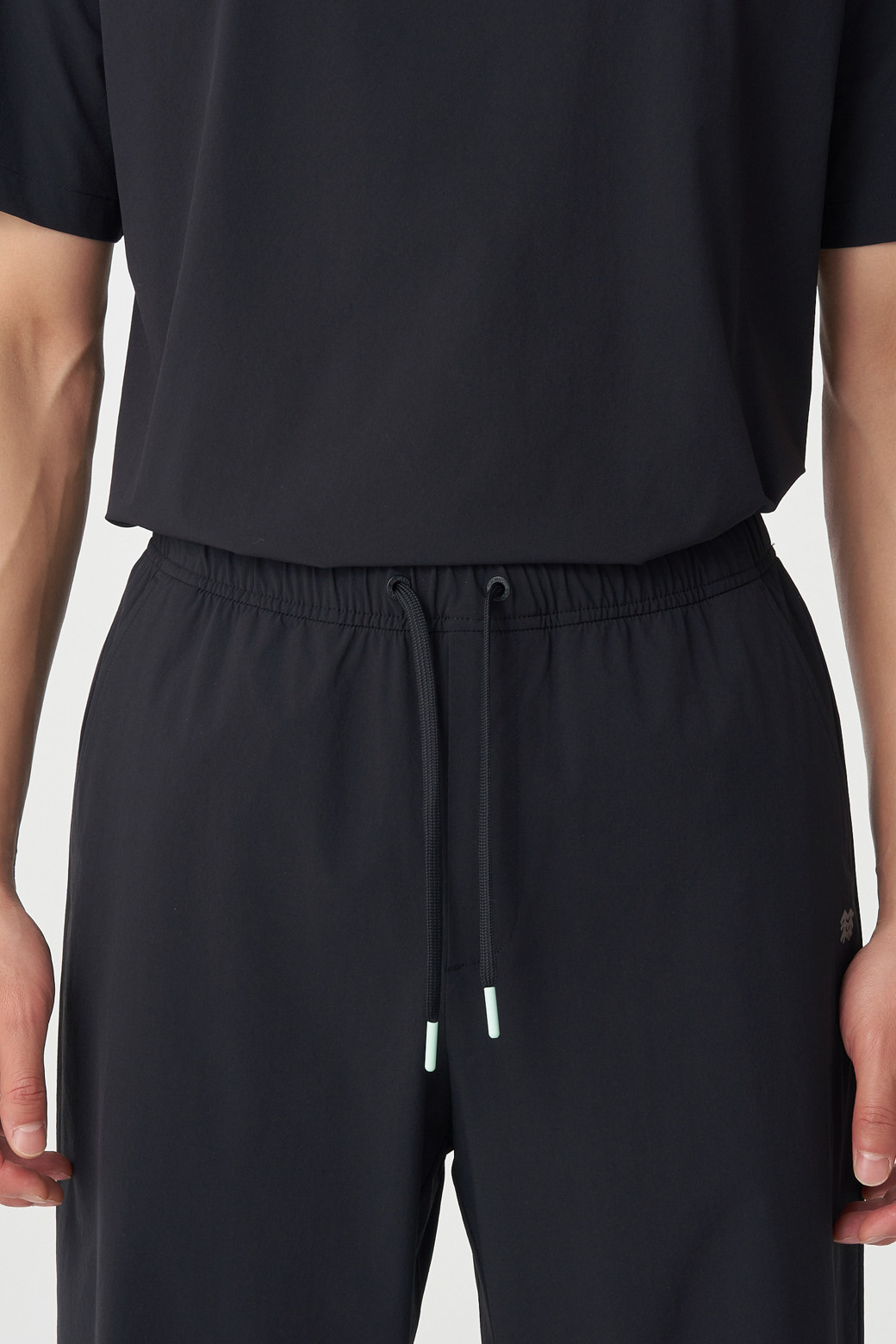 KOLON SPORT - 캐주얼팬츠 - 남성 테이퍼드핏 밴딩 팬츠 #데이팩